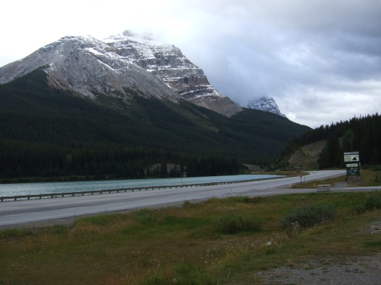 The view from the parking lot at the West Louise Lodge before I left